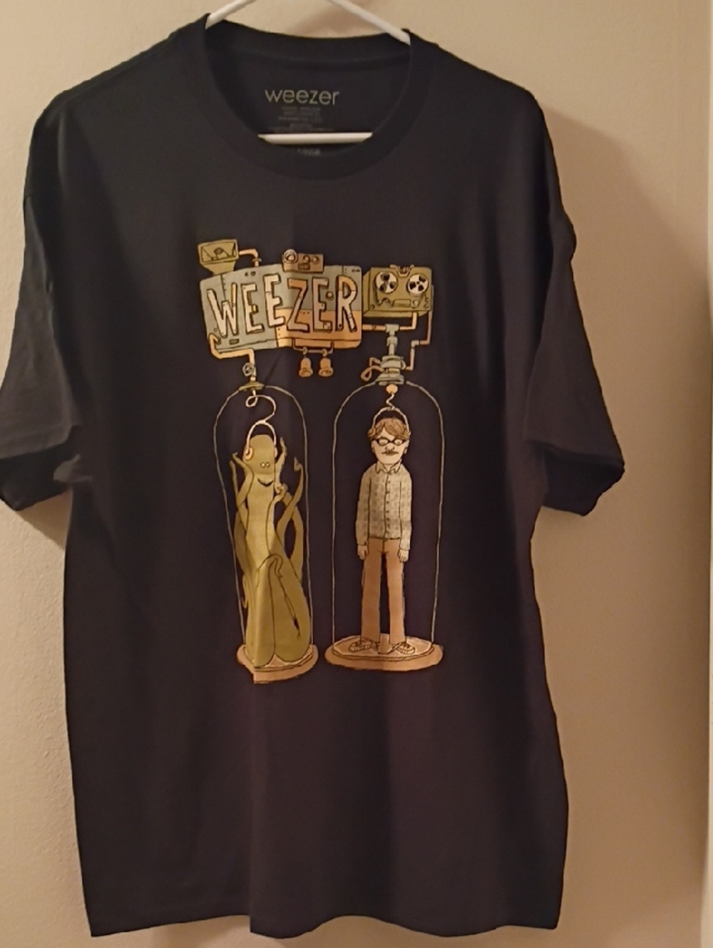 Weezer Mens Tour Shirt No Back  Black Graphic Tee - Yellow Accent